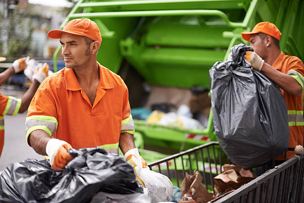 Best Yard Waste Removal  in Hartford City, IN